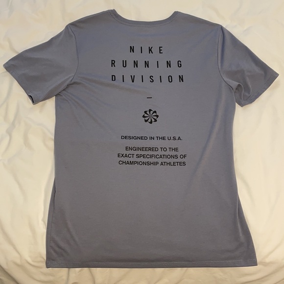 Nike Dri-Fit Men’s M Running Tee (Limited Edition) - Picture 2 of 4